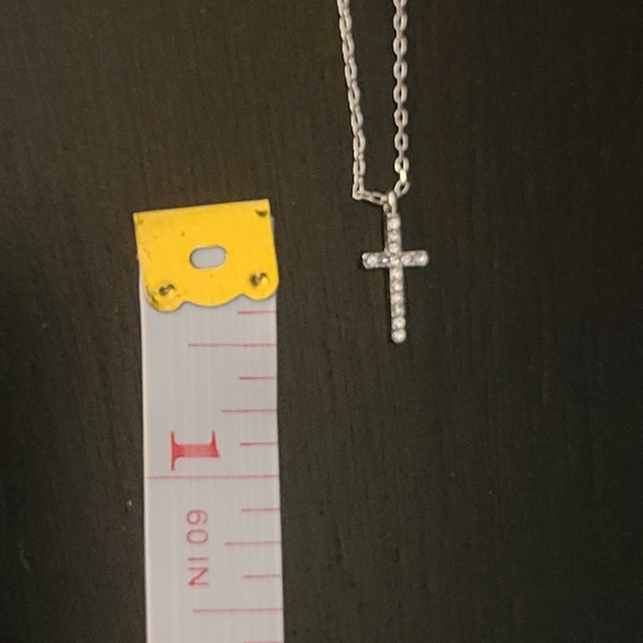 Charming Charlie cross necklace - Picture 4 of 4